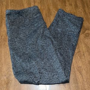 Large Old Navy Active Go Dry Workout Capri